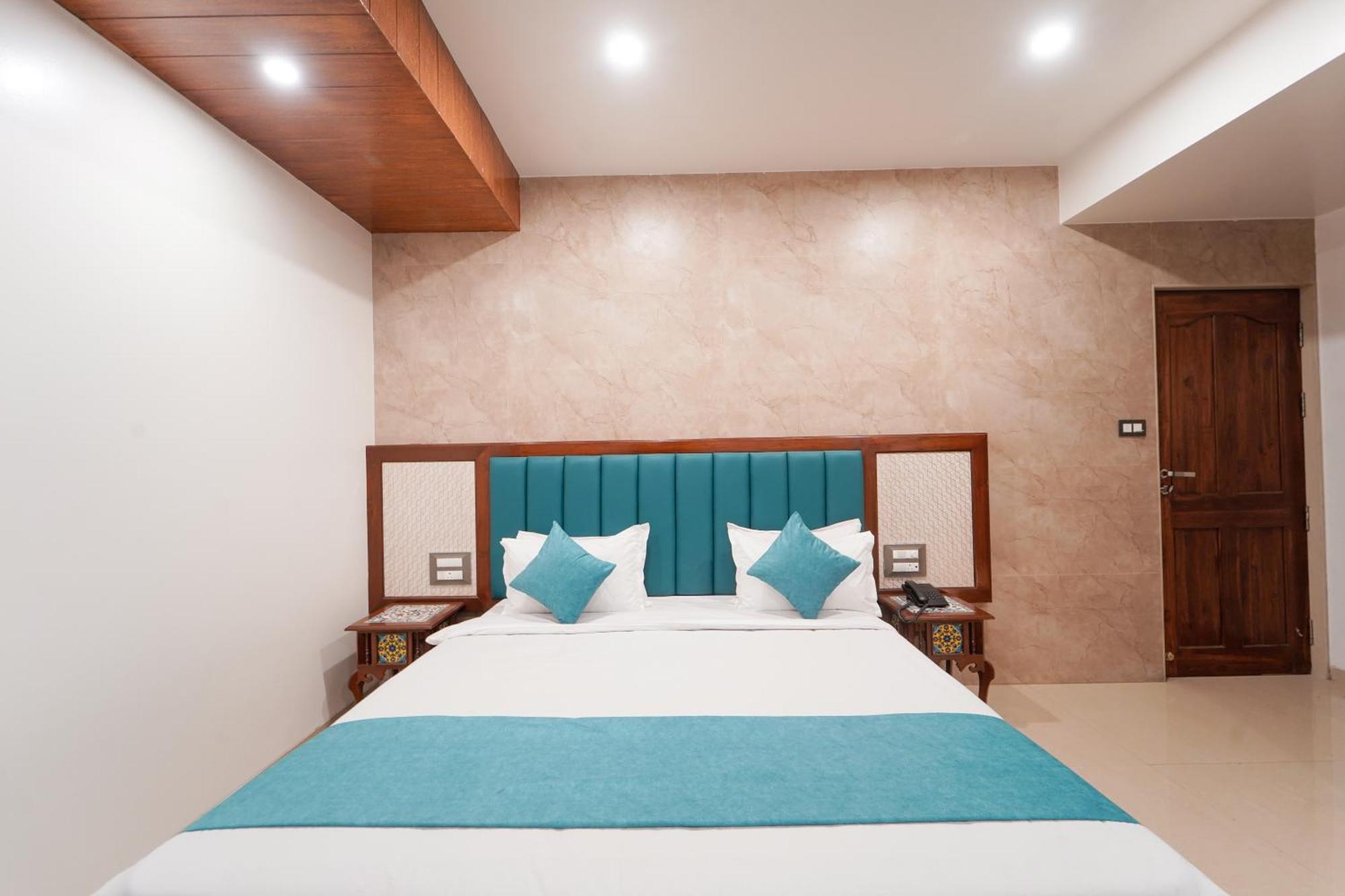 Hotel Bright Star Mahābaleshwar Exteriér fotografie