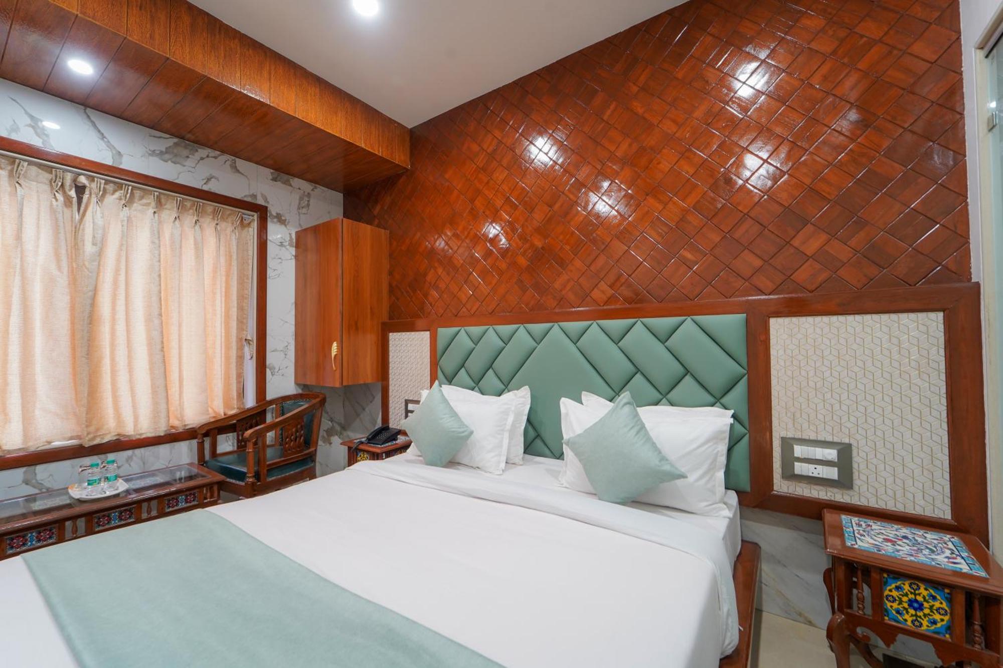 Hotel Bright Star Mahābaleshwar Exteriér fotografie