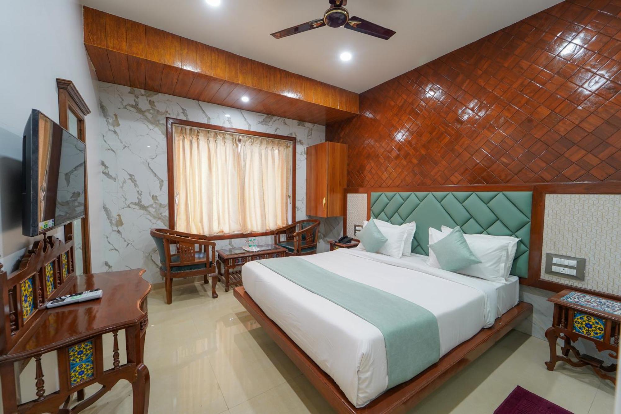 Hotel Bright Star Mahābaleshwar Exteriér fotografie