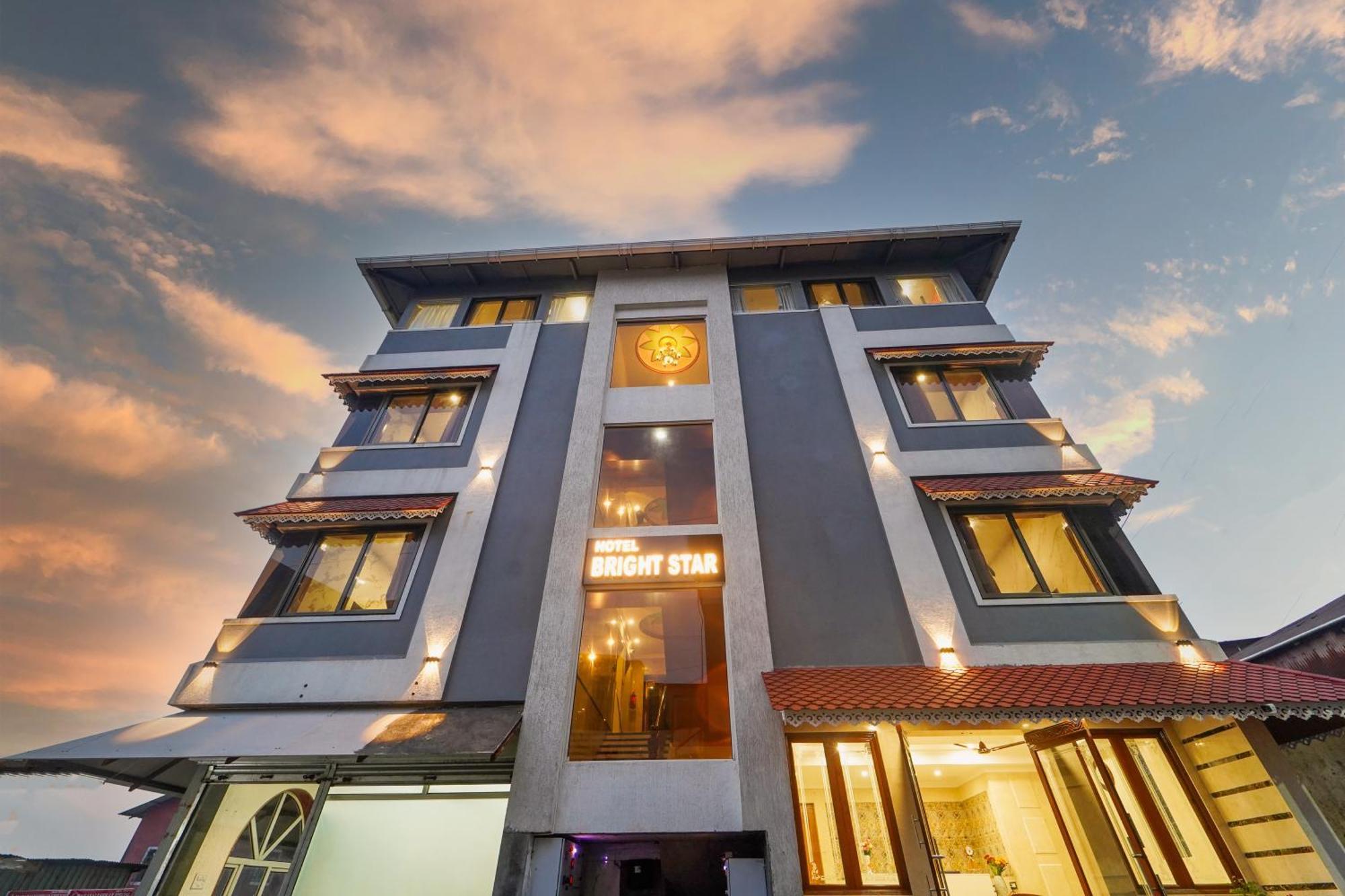 Hotel Bright Star Mahābaleshwar Exteriér fotografie
