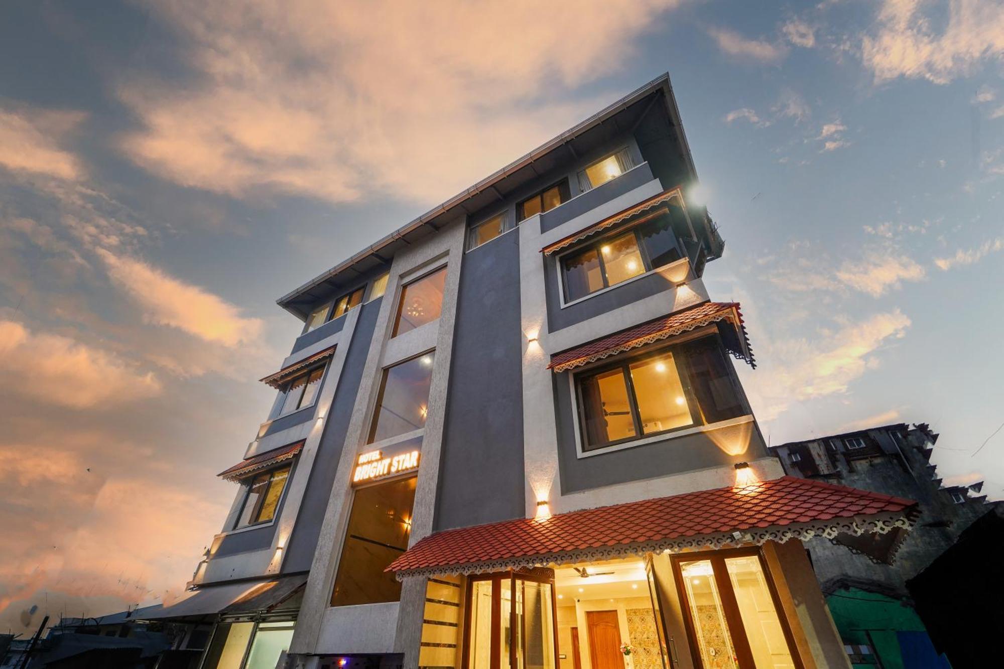 Hotel Bright Star Mahābaleshwar Exteriér fotografie